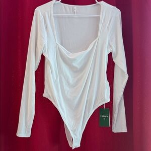 HALARA Elegant White Long Sleeve Bodysuit